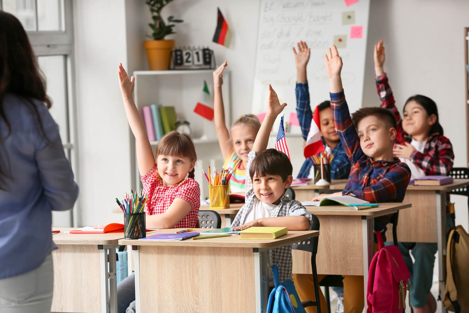 Σύγκριση καθαρών μισθών εκπαιδευτικών 2019 με 2025 - Μελέτη με πίνακες